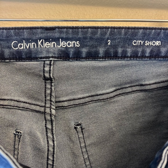 Calvin Klein Jean Shorts - Picture 3 of 3